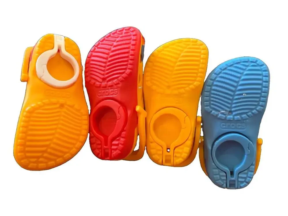 McDonald’s  Crocs Shoe Toys Set Of 4  Ages 3 To 7 (3.5”x1.5”x1”)